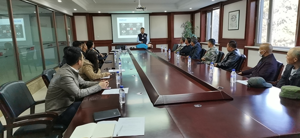 2.天裕温泉公司进行职业健全培训会_副本.jpg