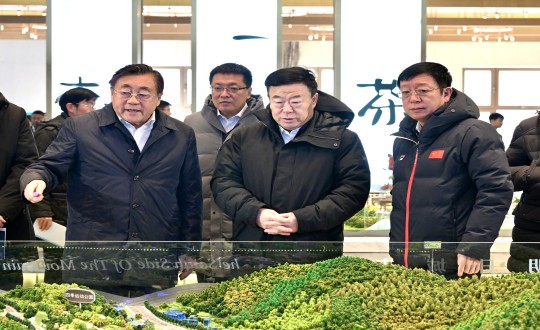 封面.市委书记张恩德一行光临海洋之神集团走访调研_副本.jpg 封面.市委书记张恩德一行光临海洋之神集团走访调研_副本.jpg