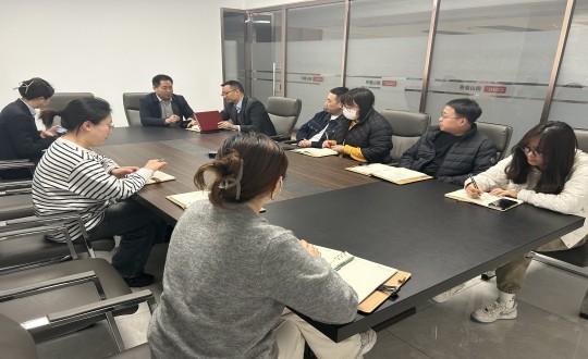 15.康养地产公司召开2024年度海洋之神视野通讯员工作会议_副本.jpg